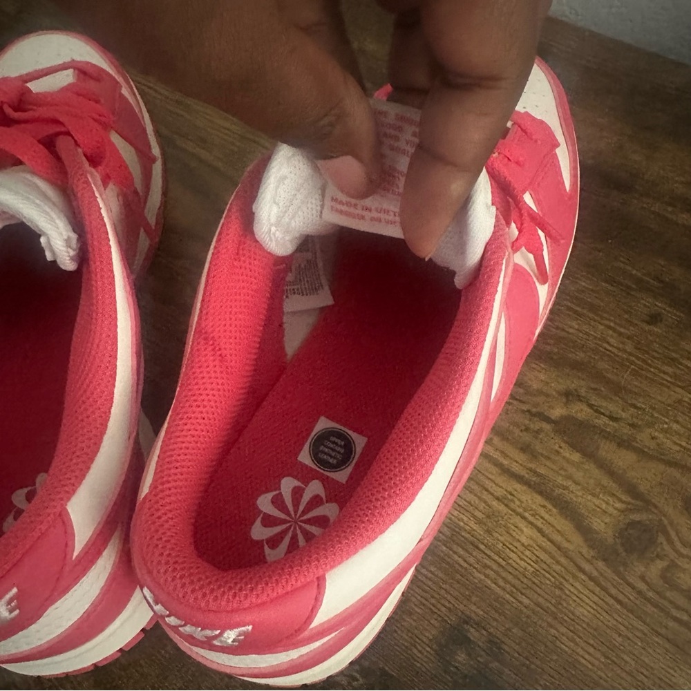 Nike Dunk Low WMNS “Pink/White” - Picture 6 of 7
